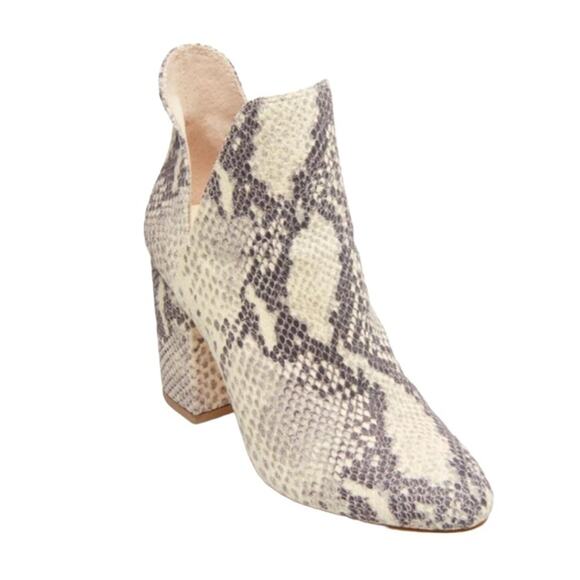 Steve Madden Rookie Natural Snakeskin Print Size 10 - Picture 1 of 6